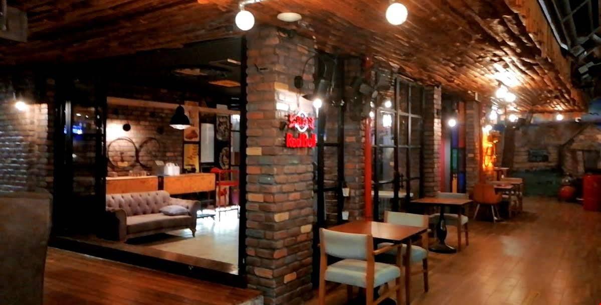 Voswos Garage Coffee Hotel アンタルヤ エクステリア 写真
