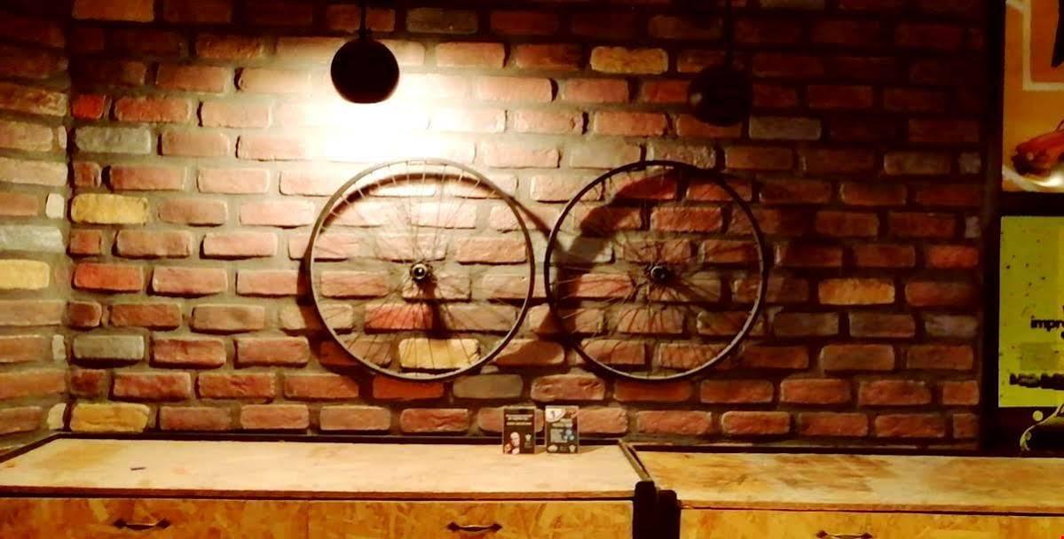 Voswos Garage Coffee Hotel アンタルヤ エクステリア 写真