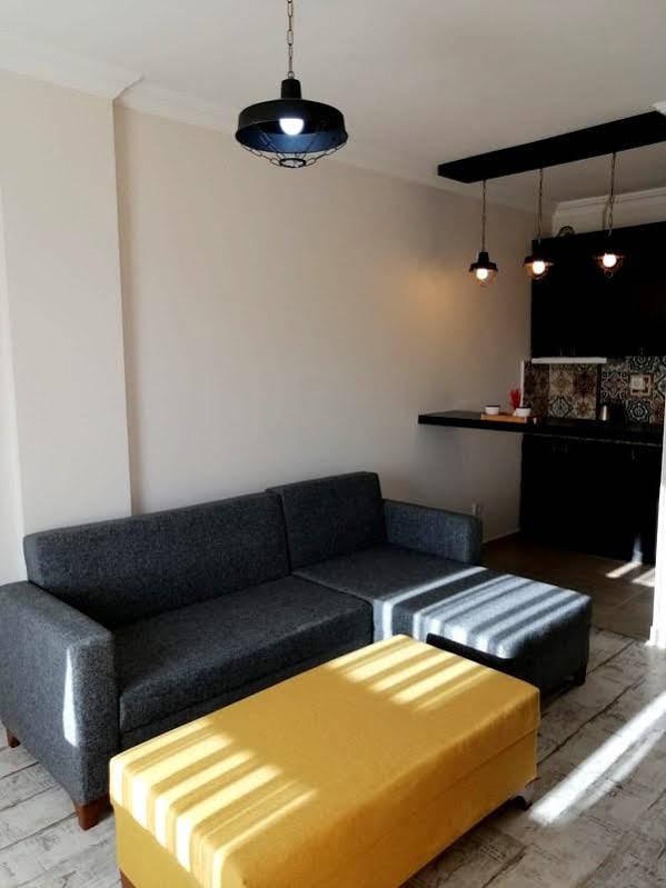 Voswos Garage Coffee Hotel アンタルヤ エクステリア 写真