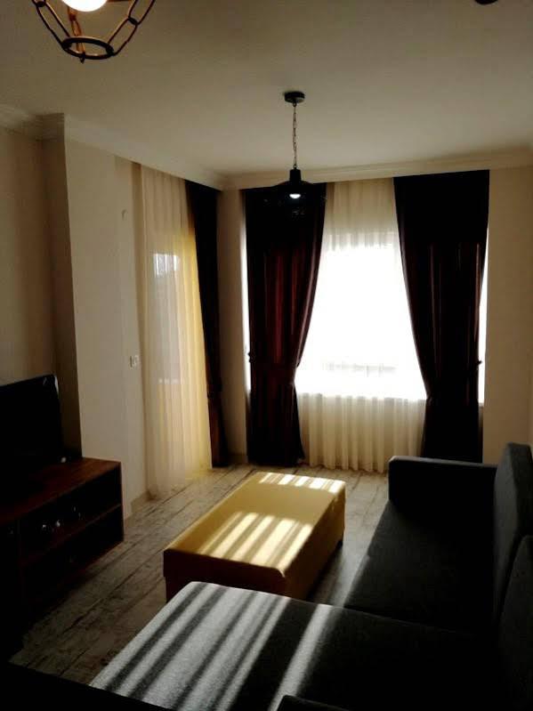 Voswos Garage Coffee Hotel アンタルヤ エクステリア 写真