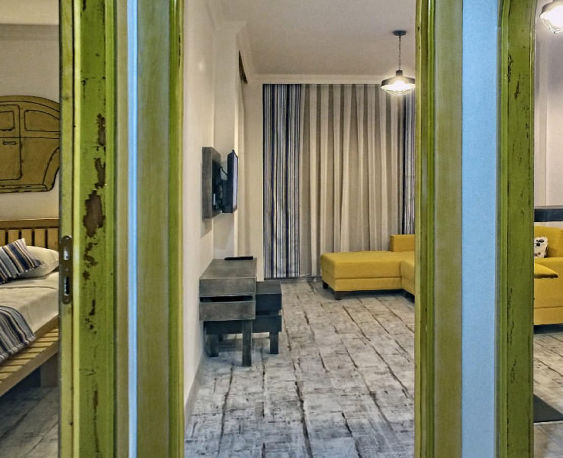 Voswos Garage Coffee Hotel アンタルヤ エクステリア 写真