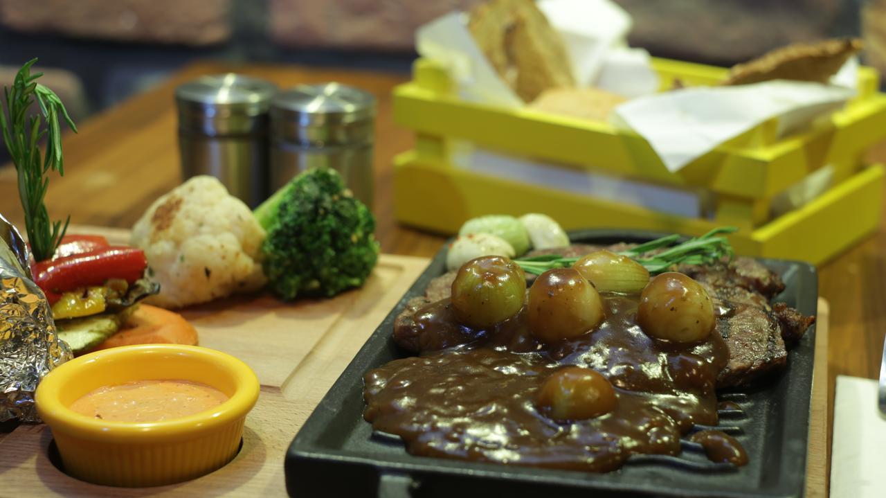 Voswos Garage Coffee Hotel アンタルヤ エクステリア 写真