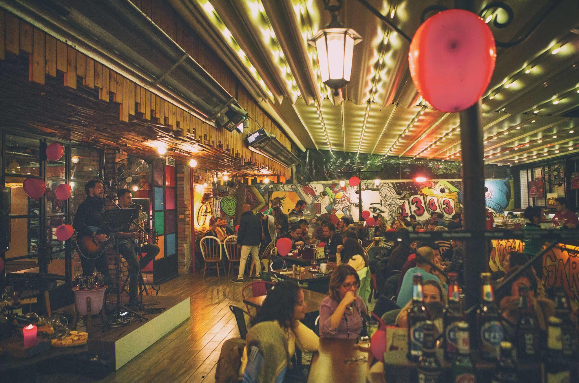 Voswos Garage Coffee Hotel アンタルヤ エクステリア 写真