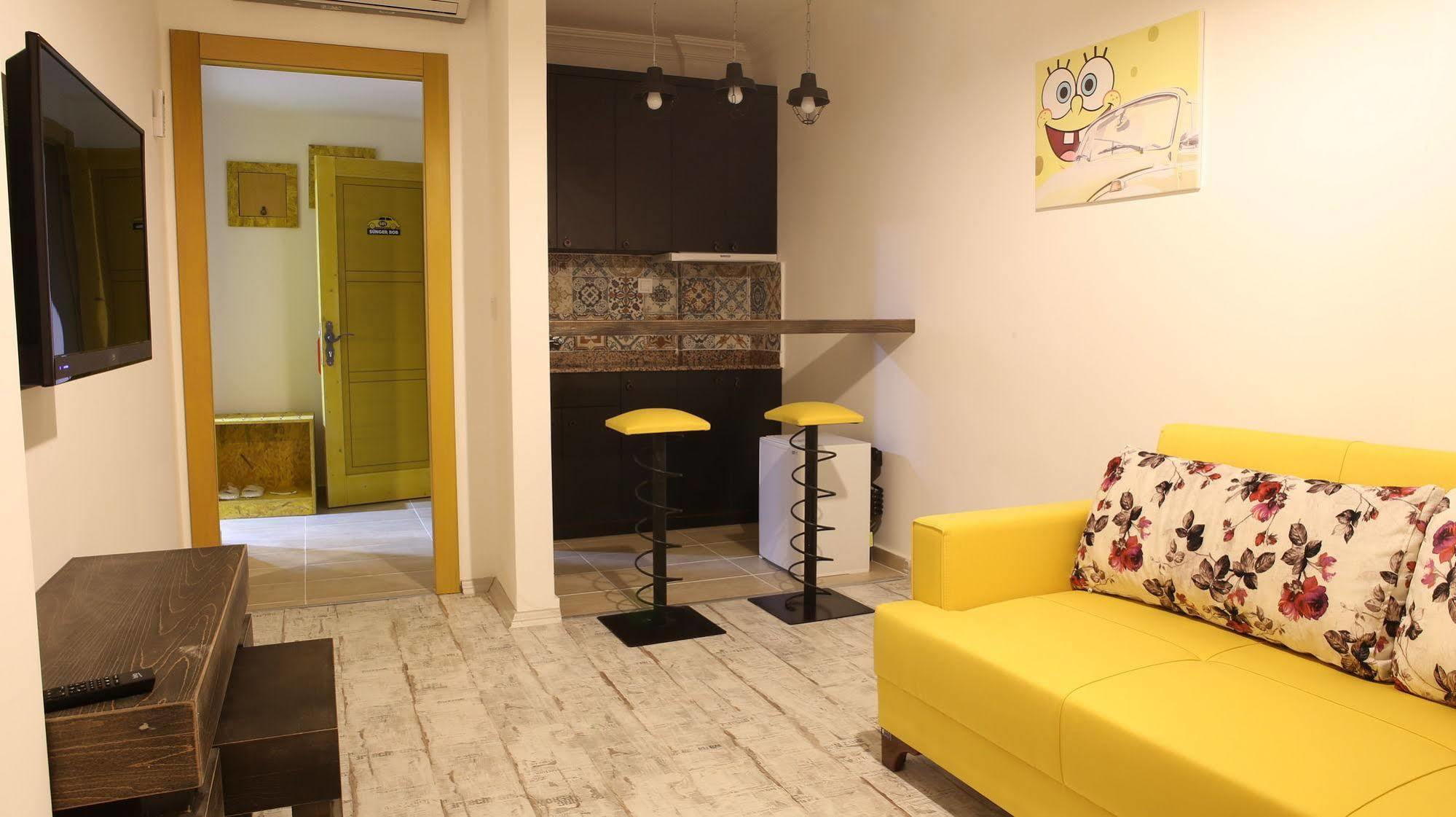 Voswos Garage Coffee Hotel アンタルヤ エクステリア 写真